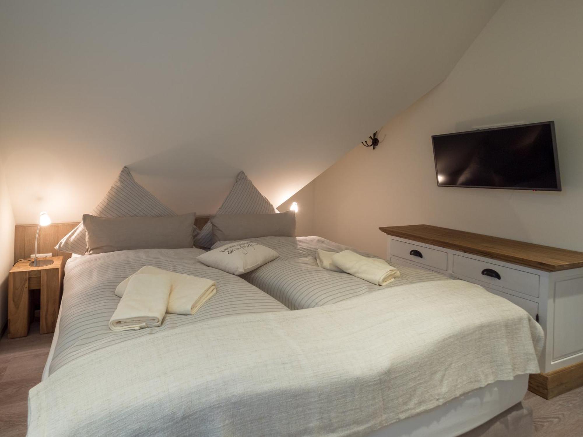 Inselsuenn Hotel Und Apartments Spiekeroog Εξωτερικό φωτογραφία